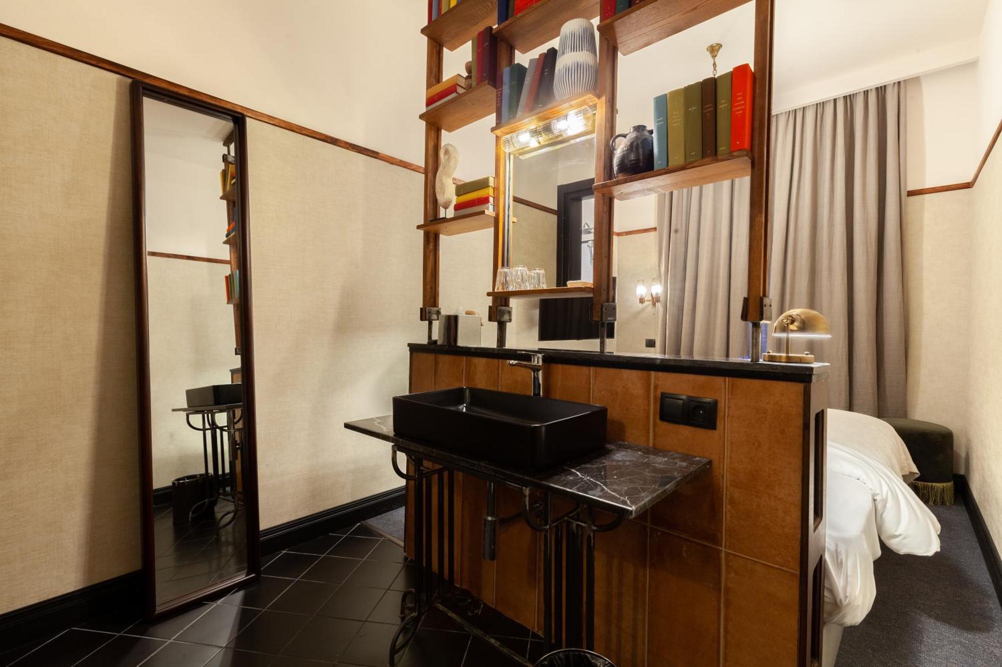 Communal Hotel Kutaisi Habitación foto
